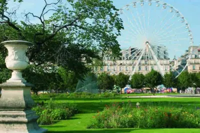 Jardin de l'établissement Iconic location only 500 meters to The Louvre