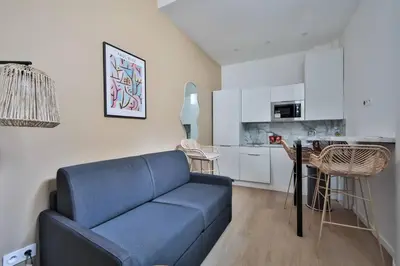 Cuisine ou kitchenette dans l'établissement 0#Appart 4Pers#1 Bedroom#Paris 15#Commerce#AC