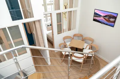 Coin salon dans l'établissement Nets Inn Apartment - Gare de Lyon