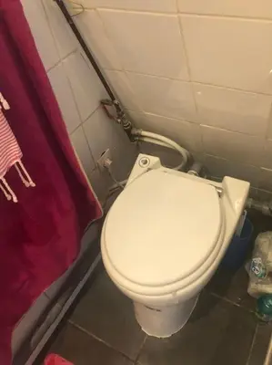 Salle de bains dans l'établissement STUDIO CŒUR VIEUX PARIS. Pied du métro.Tout équipé