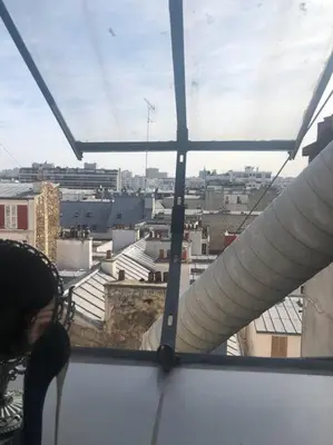 Plan de l'établissement STUDIO CŒUR VIEUX PARIS. Pied du métro.Tout équipé