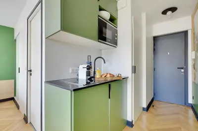 Cuisine ou kitchenette dans l'établissement Sereners - Bastille