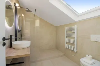 Salle de bains dans l'établissement 42.Appart 6Pers#2Bedroom #Père Lachaise #Nation