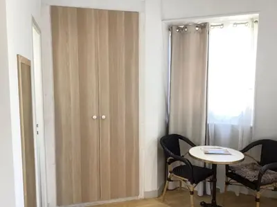 Plan de l'établissement Paris, Opéra 6...une balade romantique