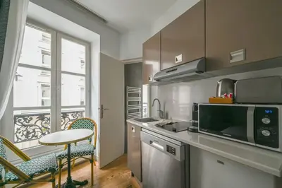 Cuisine ou kitchenette dans l'établissement Paris, Opéra 2D...pour un séjour magique