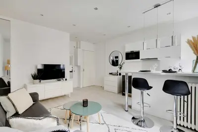 Plan de l'établissement Charmant studio 2P - Arc de Triomphe - Porte Maillot