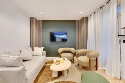 Coin salon dans l'établissement Elegant apartment - 2BR-6P - Le Marais