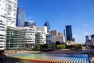 Piscine de l'établissement Modern Loft in Paris Center! ou située à proximité