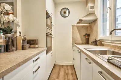 Cuisine ou kitchenette dans l'établissement Trocadéro - Place de Mexico