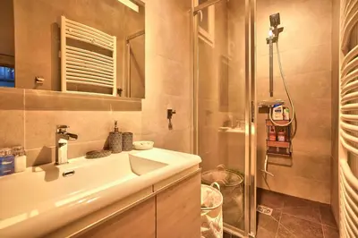 Salle de bains dans l'établissement Trocadéro - Place de Mexico