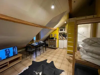 Cuisine ou kitchenette dans l'établissement Montmartre Sacré Cœur - Appartement Martyrs