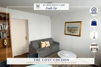 Coin salon dans l'établissement Cosy Cocon - Proche Tour Eiffel - by Mon Petit Faré