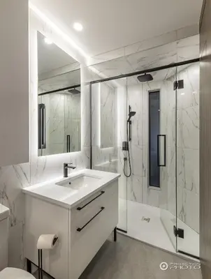 Salle de bains dans l'établissement Arc de Triomphe/ Champs-Élysées