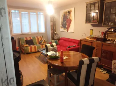 Coin salon dans l'établissement Chambre avec balcon - Parc des Expos Porte de Versailles