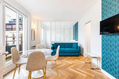 Télévision ou salle de divertissement dans l'établissement GuestReady - Appartement Grenelle