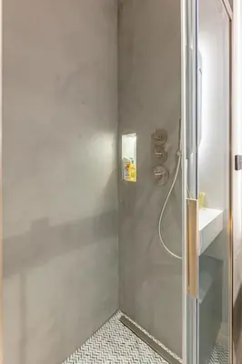 Salle de bains dans l'établissement La Suite Parisienne