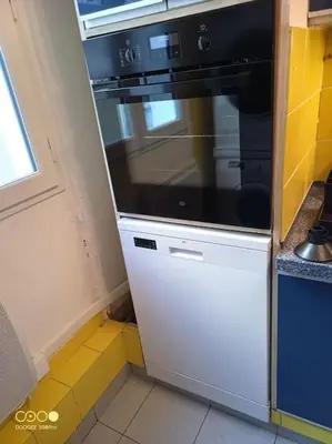 Cuisine ou kitchenette dans l'établissement Aramis Colibri 72m2, lit king-size, baignoire duo hôte non professionnel