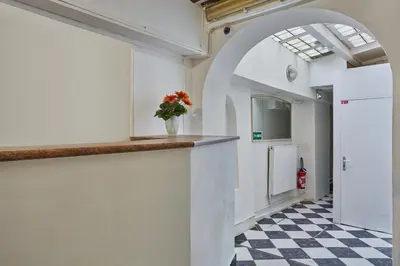 Cuisine ou kitchenette dans l'établissement Hotel Petit Vix