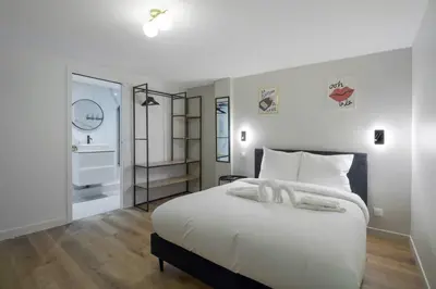 Un ou plusieurs lits dans un hébergement de l'établissement 01.Appart 4pers#2 Bedrooms#Pigalle#Opéra#Paris 9