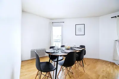 Plan de l'établissement Cosy & Spacieux, Paris 10 min + Parking privé.