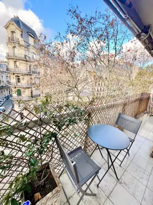 Balcon ou terrasse dans l'établissement Paris luxury apartment - Award 2026