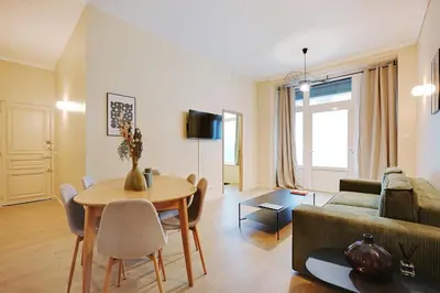 Télévision ou salle de divertissement dans l'établissement Charming Flat, quartier latin with a private cinema