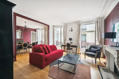 Coin salon dans l'établissement Séjours Parisiens / Suite Le Royal / 4*