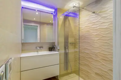Salle de bains dans l'établissement Appartement Rodina - Welkeys
