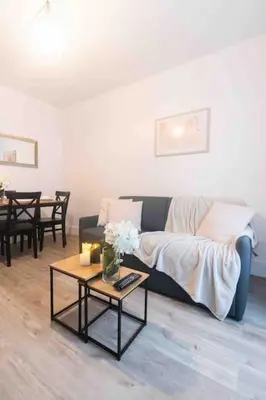 Plan de l'établissement Le Parisien-Clichy-2 pièces Zen