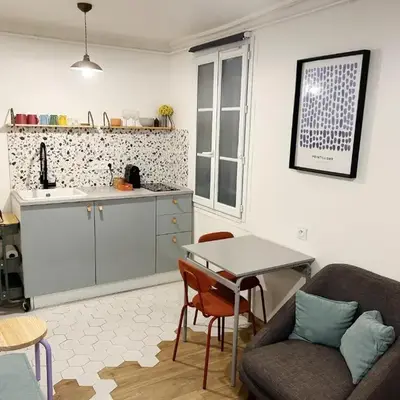 STUDIO TOURNELLES 75003 Paris Center