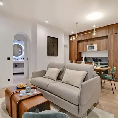 Spacious Apartment - 3BDR-6P
