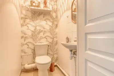 Salle de bains dans l'établissement Metro - Ascenseur - Parking - Wifi - 4 pers - Easy Check IN