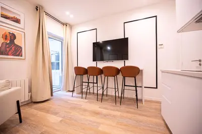 Télévision ou salle de divertissement dans l'établissement Cosy home - Haut marais