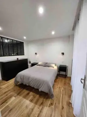 Un ou plusieurs lits dans un hébergement de l'établissement Superbe appartement à 8 minutes de la nation.