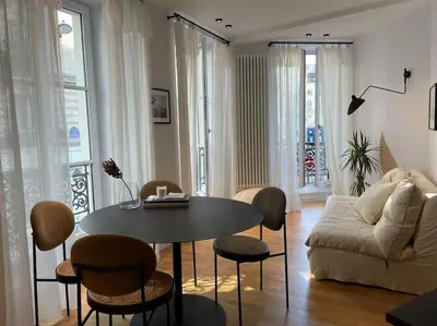 Coin salon dans l'établissement Marais - Bright one-bedroom decorated with taste