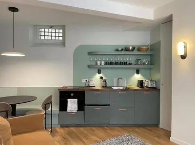 Cuisine ou kitchenette dans l'établissement Marais - Quiet one-bedroom decorated with taste