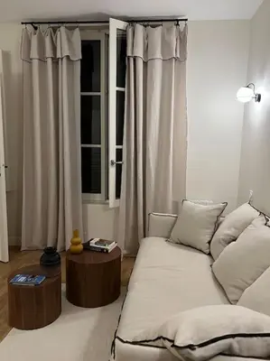 Un ou plusieurs lits dans un hébergement de l'établissement Marais - Unique duplex decorated with taste