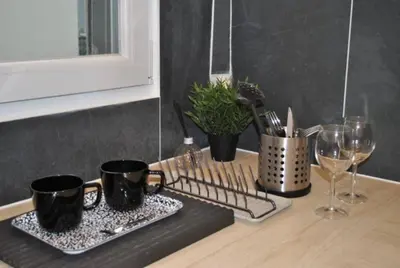 Boissons dans l'établissement Appartement de 80 m² proche Gare du Nord