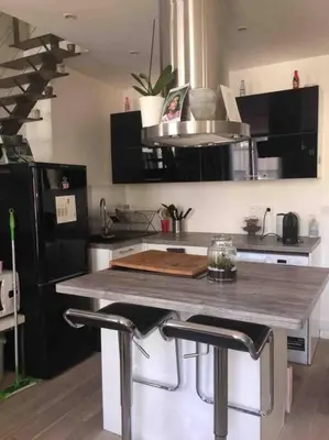 Cuisine ou kitchenette dans l'établissement Duplex 45m2 -Zac L’Oreal - Palais de Justice Paris