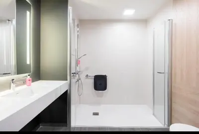 Salle de bains dans l'établissement Pavillon Tawfik 1 à 4 personnes chez l’habitant