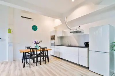 Cuisine ou kitchenette dans l'établissement Jolie appartement près du métro