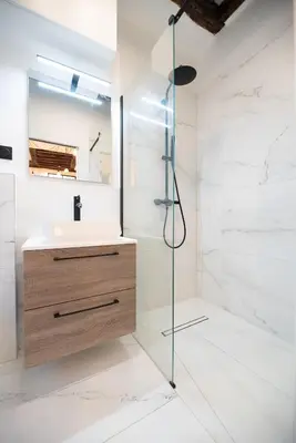 Salle de bains dans l'établissement Lovely apartment in Paris -