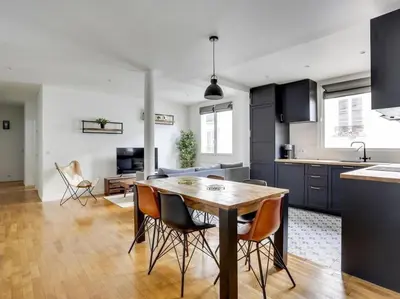 Cuisine ou kitchenette dans l'établissement Amazing Apartment: 2BR/4P -Bastille/Saint Ambroise