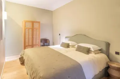 Un ou plusieurs lits dans un hébergement de l'établissement Marais - Magnificent 3BR/BTH decorated with taste