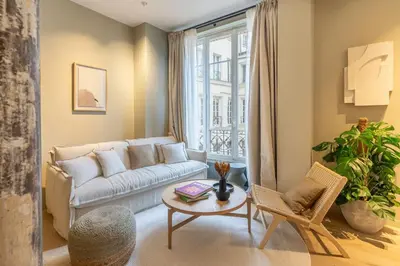 Coin salon dans l'établissement Marais - Magnificent 3BR/BTH decorated with taste