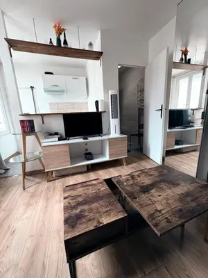 Cuisine ou kitchenette dans l'établissement Studio equipé, lumineux a Paris