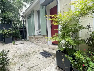 Jardin de l'établissement Charmant et tranquille plein centre de Paris!