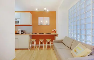 Cuisine ou kitchenette dans l'établissement Charming Appartements for 4 people – Le Marais