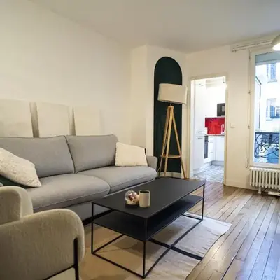 Pretty 36 m near Buttes-Chaumont