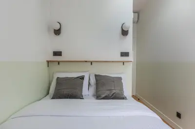 Un ou plusieurs lits dans un hébergement de l'établissement Architect Loft - 15 min from city center - 8 guests